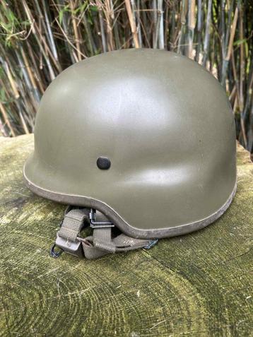 Belgische ballistische helm beschikbaar voor biedingen