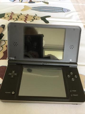 Nintendo DS xl beschikbaar voor biedingen