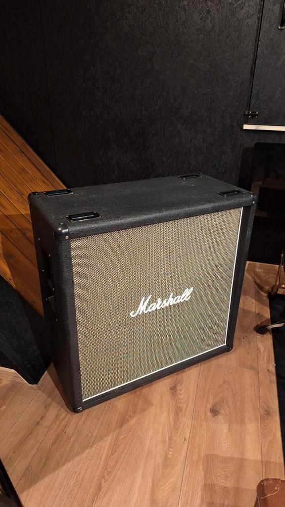Marshall 1960b 2x12 v30 cab, Musique & Instruments, Amplis | Basse & Guitare, Utilisé, Guitare, 100 watts ou plus, Enlèvement