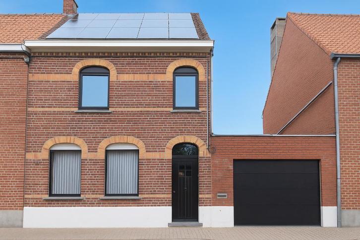 Huis te koop met tuin en garage te Meulebeke, Immo, Huizen en Appartementen te koop, Provincie West-Vlaanderen, 200 tot 500 m²