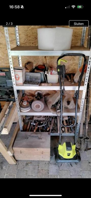 Stellingkast voor kelder of werkmateriaal beschikbaar voor biedingen