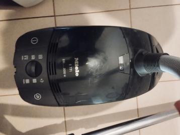 Aspirateur MIELE, Enlèvement, Utilisé