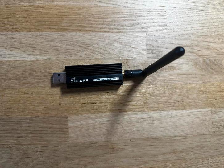 SONOFF Zigbee 3.0 USB Dongle Plus | ZBDongle-P, Computers en Software, Netwerkkaarten, Zo goed als nieuw, Extern, Ophalen