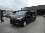 Ford Transit Custom 320L L2 2.0 TDCi 136pk 3pl Trend Luxe, Auto's, Bestelwagens en Lichte vracht, 1995 cc, Euro 6, Zwart, Bedrijf