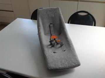 Babyschelp / babyschaal voor fietskar of bakfiets beschikbaar voor biedingen