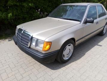 Mercedes W124 260E automaat beschikbaar voor biedingen