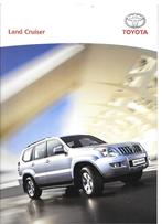 TOYOTA LAND CRUISER 2006, Boeken, Auto's | Folders en Tijdschriften, Ophalen of Verzenden, Zo goed als nieuw, Toyota