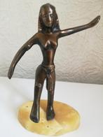 Vintage beeldje Egyptische koningin Cleopatra, Antiek en Kunst, Ophalen of Verzenden