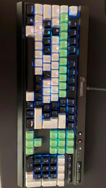Corsair k70 lux beschikbaar voor biedingen