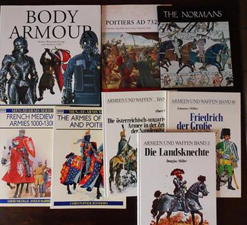 Lot van 8 boeken over militaire geschiedenis, veldslagen en  beschikbaar voor biedingen