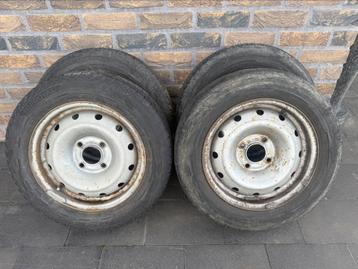 Te koop velgenset+banden Berlingo/Partner beschikbaar voor biedingen