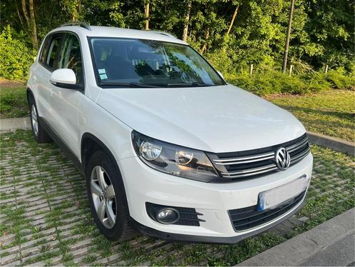 Volkswagen Tiguan 2.0 tdi 140 pk 4 bewegingen, Auto's, Volkswagen, Particulier, Tiguan, 4x4, ABS, Airbags, Airconditioning, Alarm
