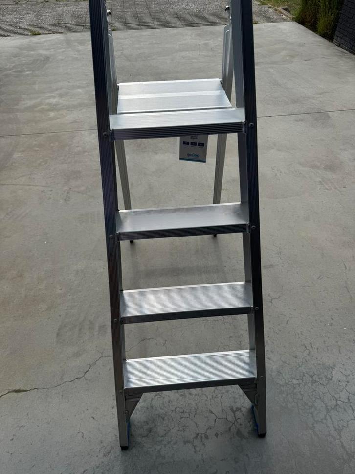 Solide professionele trapladder  PT04, Doe-het-zelf en Bouw, Ladders en Trappen, Zo goed als nieuw, Ladder, Ophalen of Verzenden