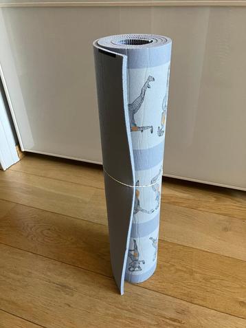 Yogamat beschikbaar voor biedingen