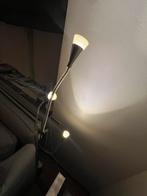 IKEA vloerlamp om weg te geven, Huis en Inrichting, Ophalen, Gebruikt, Metaal, 100 tot 150 cm