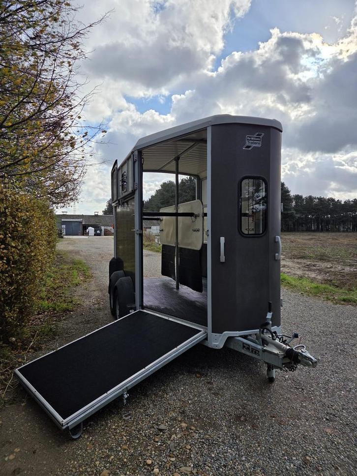 Ifor Williams HB511 - 2016, Dieren en Toebehoren, Paarden en Pony's | Trailers en Aanhangwagens, Zo goed als nieuw, Aluminium