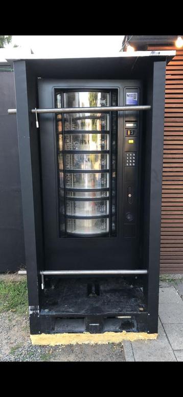 2 broodautomaten te koop incl munter en behuizing beschikbaar voor biedingen