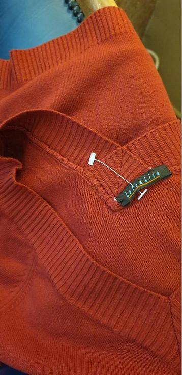 NIEUW artikel : Lola & Liza rode sweater - Maat 38 beschikbaar voor biedingen