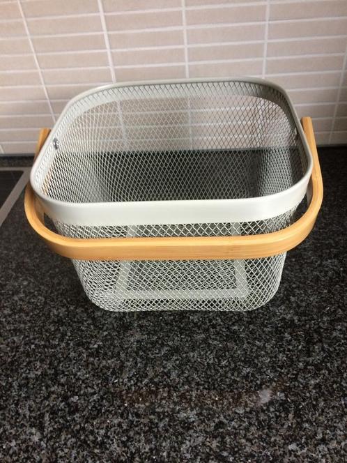 Opbergmand in metaal, Huis en Inrichting, Woonaccessoires | Schalen en Manden, Nieuw, Ophalen