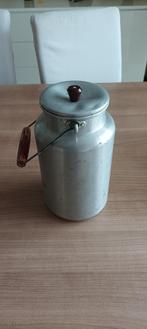 Oude vintage metalen melkkan 2 liter, Ophalen of Verzenden