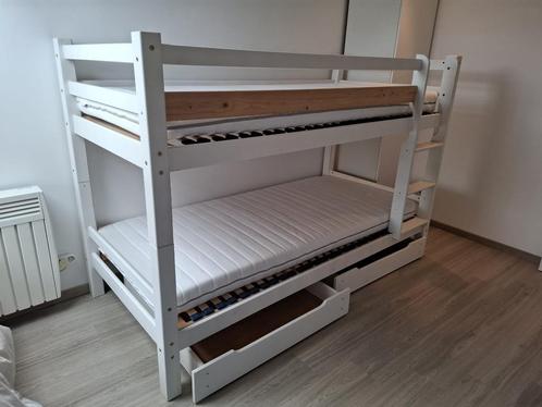 stapelbed met 2x lattenbodem en matras, Kinderen en Baby's, Kinderkamer | Stapelbedden en Hoogslapers, Zo goed als nieuw, Stapelbed