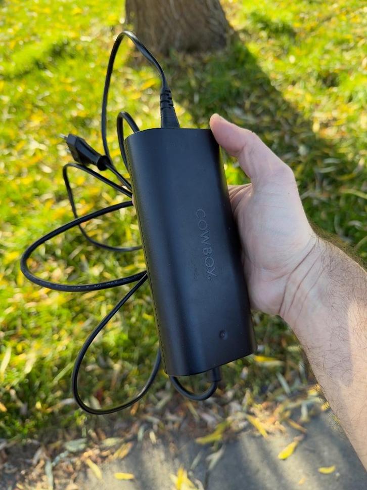 cowboy batterijlader C1, C2, C3, Classic, Cruiser (ST), Fietsen en Brommers, Fietsaccessoires | Fietsaccu's, Gebruikt, Ophalen