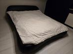 Lit noir, Maison & Meubles, Chambre à coucher | Lits, Enlèvement, Noir