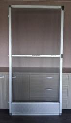 vliegendeur, Ophalen, Zo goed als nieuw