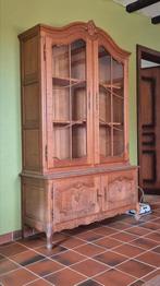 Kast, Ophalen