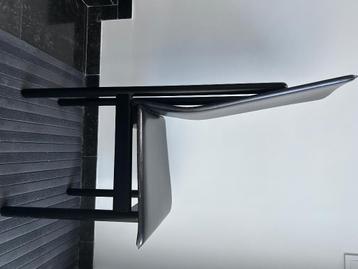 Set van 6 leren Italiaanse Pozzi stoelen beschikbaar voor biedingen
