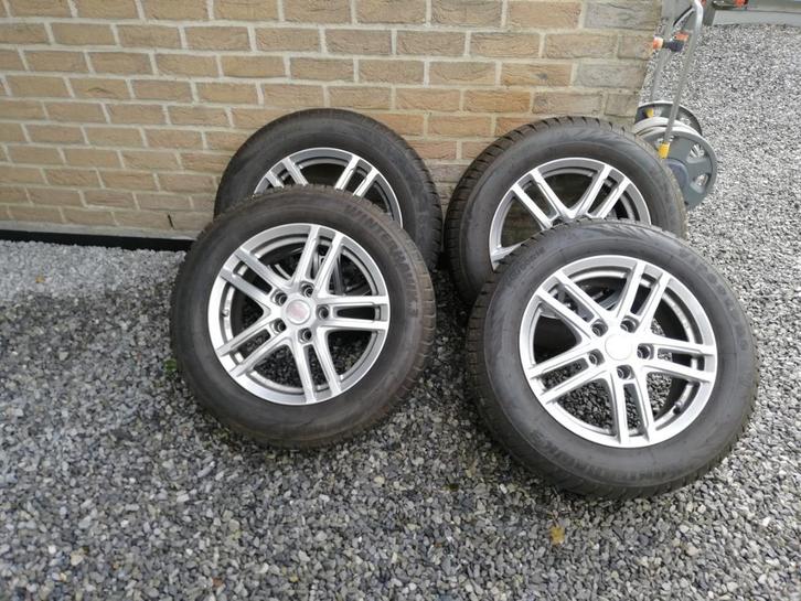 jantes avec pneus neige, Auto-onderdelen, Banden en Velgen, Band(en), Winterbanden, 16 inch, 215 mm, Personenwagen, Gebruikt, Ophalen