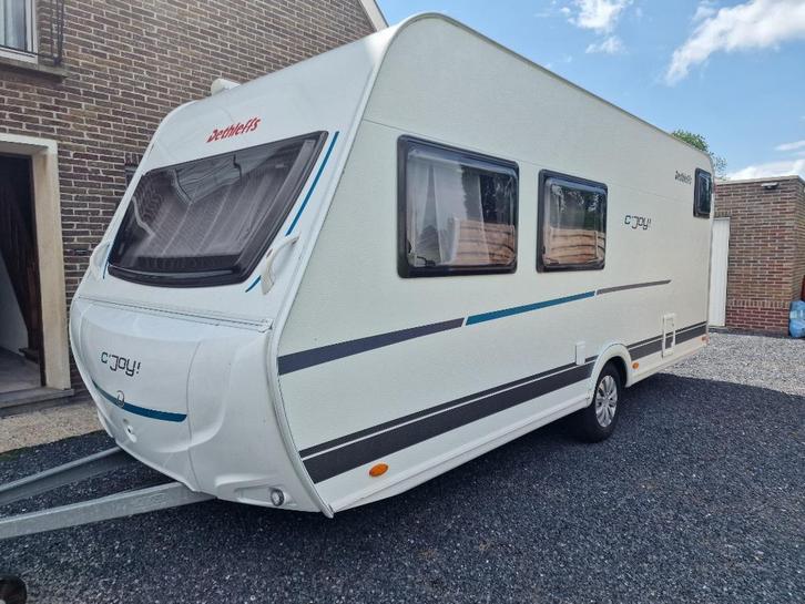 dethleffs 480 QLK 2022, Caravans en Kamperen, Caravans, Particulier, tot en met 6, 1250 - 1500 kg, Standaardzit, Dethleffs, Dwarsbed