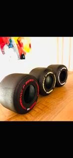 F1 banden Pirelli 2026! Rood geel wit, Ophalen of Verzenden, Nieuw, Formule 1