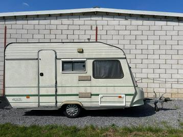 Caravane Chateau La Car 400, Jusqu'à 4, Chateau, Jusqu'à 4 m, 750 - 1000 kg