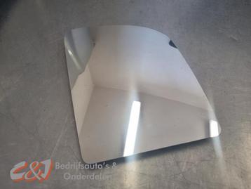Spiegelglas rechts van een Volkswagen Crafter beschikbaar voor biedingen