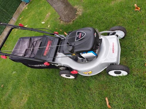 Grasmaaier zelftrekker in nieuwstaat 6pk moter, Tuin en Terras, Grasmaaiers, Zo goed als nieuw, Ophalen