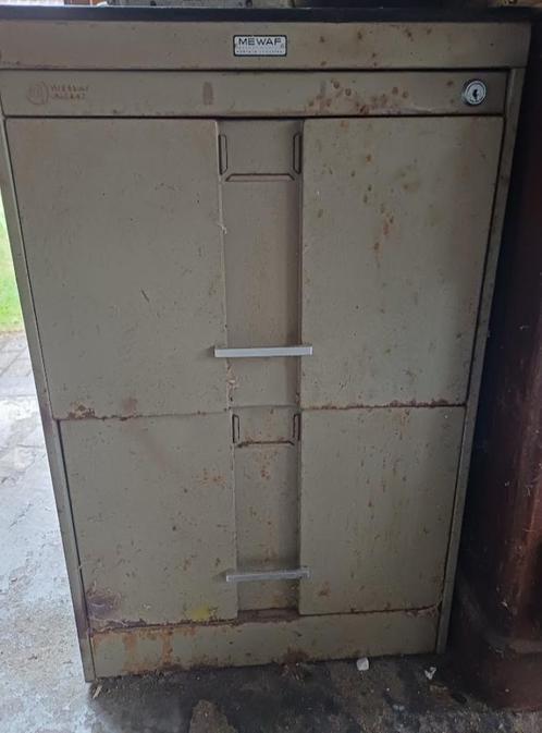 garage schuiven kast, Huis en Inrichting, Kasten | Roldeurkasten en Archiefkasten, Gebruikt, Minder dan 100 cm, Minder dan 50 cm