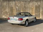 Mazda MX-5 1.6i 16v NBFL | Leder | Zeer mooie conditie, Auto's, Mazda, 1025 kg, Achterwielaandrijving, Zwart, 4 cilinders