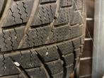 4 pneus hiver 2015/60R16 sur jantes, 215 mm, Banden en Velgen, 16 inch, Gebruikt