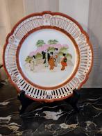 sierborden chinees met houten houder, Antiek en Kunst, Ophalen