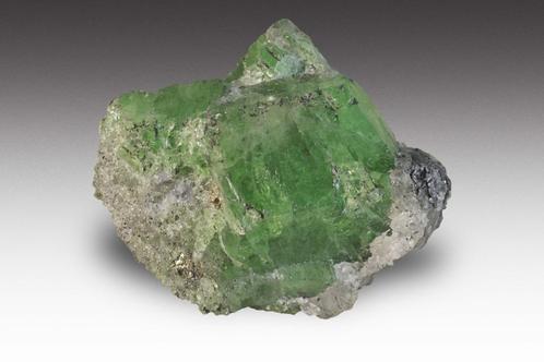 Tsavorite Granaat Tanzania, Verzamelen, Mineralen en Fossielen, Mineraal, Ophalen of Verzenden