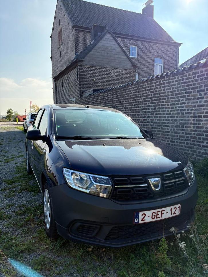 Dacia Logan 2019 - Goede staat - WEINIG KM'S, Auto's, Dacia, Particulier, Logan, 4x4, ABS, Airbags, Bluetooth, Boordcomputer, Isofix