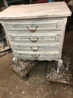 Petite commode 4 tiroirs rénovée., Ophalen, Zo goed als nieuw