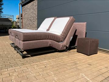 Auping Boxspring 180x200 2motorig electr. Incl matrassen beschikbaar voor biedingen