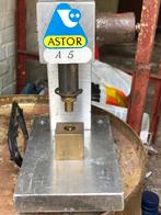 Knopenmachine Astor A 5, Gebruikt, Ophalen