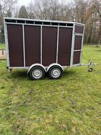 Ongeremde pony/vee aanhangwagen, Ophalen