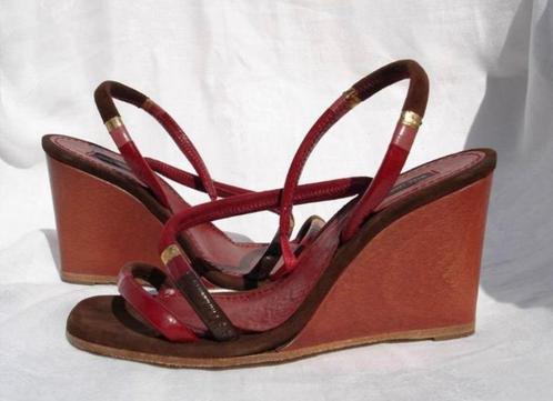 Marc Jacobs sandalen. Maat 38. Nieuwstaat., Vêtements | Femmes, Chaussures, Comme neuf, Sandales et Mûles, Brun, Enlèvement ou Envoi