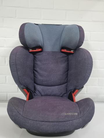 Maxi-cosy autostoel  beschikbaar voor biedingen