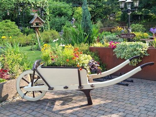 brouette ancienne très grande parfait état., Tuin en Terras, Kruiwagens, Gebruikt, Eenwielig, Ophalen