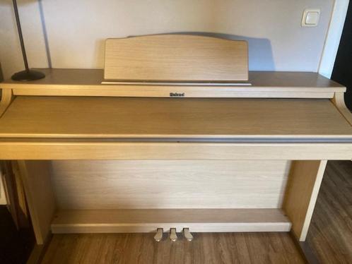 Piano Digital Roland HP2, Muziek en Instrumenten, Piano's, Zo goed als nieuw, Piano, Overige kleuren, Digitaal, Ophalen